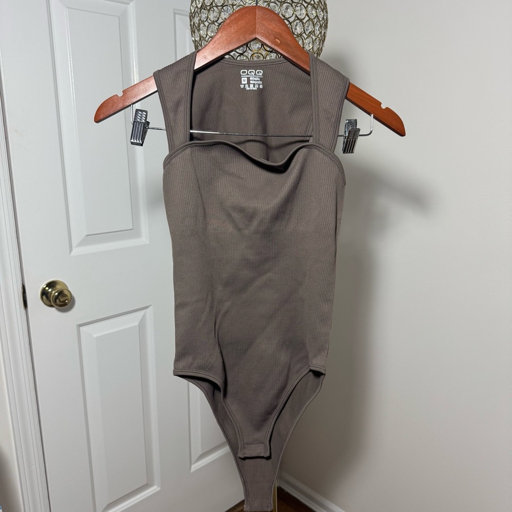 6 💗OQQ Brown bodysuit
Brand new - never worn (no tags) 
 #bodysuit